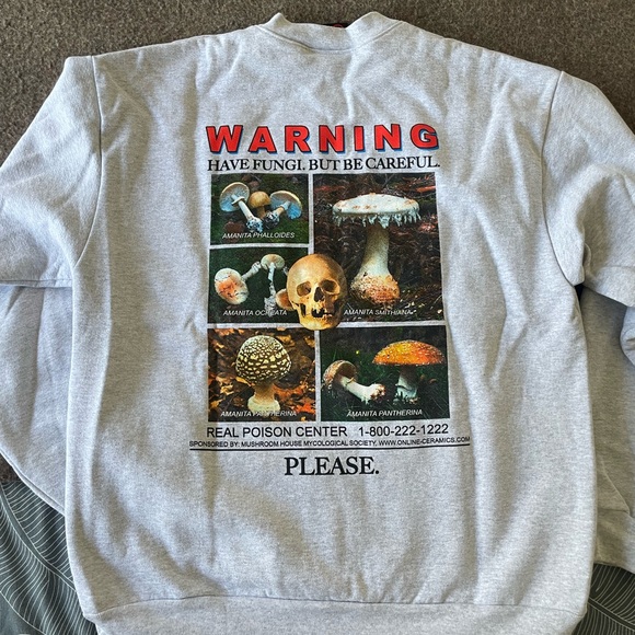 Online Ceramics Gray Graphic Sweater - Picture 4 of 4